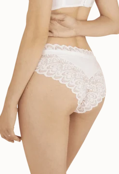 Slip brésilien Dentelle Audacieuse - Blanc
