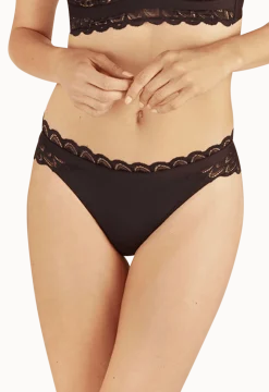 Slip brésilien Dentelle Audacieuse - Noir